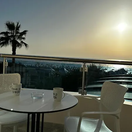 Luna & Apartmanhotel 4*