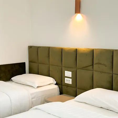Luna & Apartmanhotel Golem