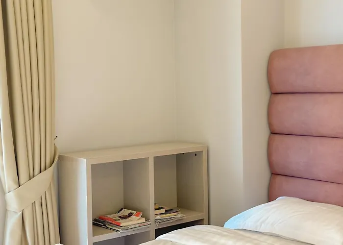 Luna & Apartmanhotel 4*
