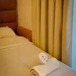 Luna & Aparthotel Golem (Tirana)