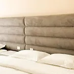 Luna & Aparthotel