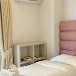 Luna & Aparthotel 4*