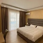 Luna & Aparthotel 4*