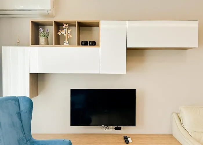 Luna_ Ff 4* Golem (Tirana)