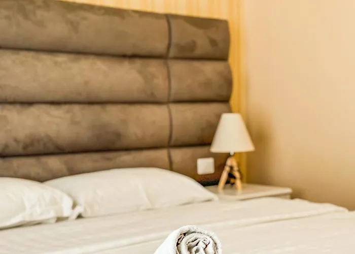 Luna_ Ff Apartahotel 4*