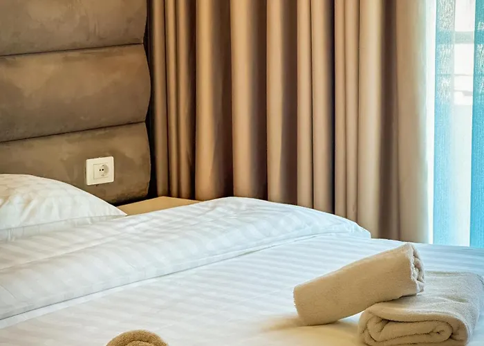 Apartahotel Luna_ Ff